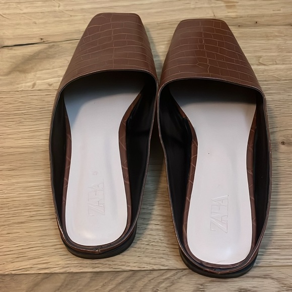 Zara NWOT Vegan Brown Croc Leather slides size 42 (size 11) - Picture 2 of 4